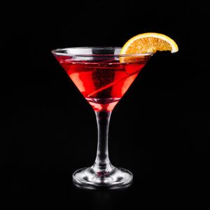 Image présentant un cocktail sur fond noir